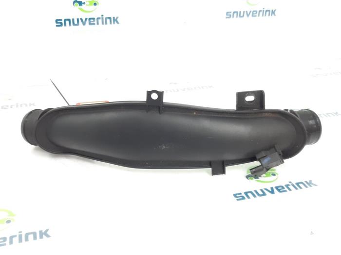 Gebruikte Intercooler Slang Citroen C4 Berline (NC) 1.6 16V GT THP Prijs € 38,24 Margeregeling aangeboden door Snuverink Autodemontage