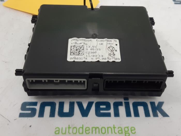 Gebruikte Module climatronic Renault Zoé (AG) 46kW Prijs € 87,12 Inclusief btw aangeboden door Snuverink Autodemontage