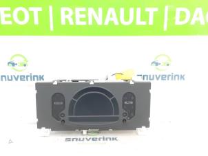 Gebruikte Instrumentenpaneel Renault Modus/Grand Modus (JP) 1.2 16V Prijs op aanvraag aangeboden door Snuverink Autodemontage