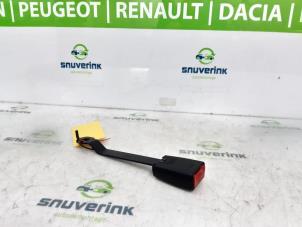 Gebruikte Veiligheidsgordel Insteek rechts-voor Renault Modus/Grand Modus (JP) 1.2 16V Prijs op aanvraag aangeboden door Snuverink Autodemontage
