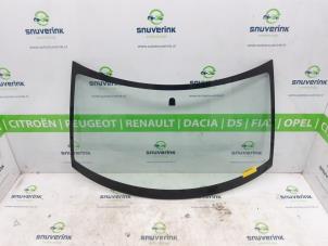 Gebruikte Voorruit Suzuki Swift (ZA/ZC/ZD) 1.2 16V Prijs € 49,98 Margeregeling aangeboden door Snuverink Autodemontage