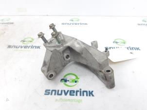 Gebruikte Versnellingsbak Steun Suzuki Swift (ZA/ZC/ZD) 1.2 16V Prijs € 25,00 Margeregeling aangeboden door Snuverink Autodemontage