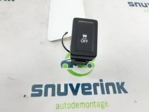 Gebruikte Schakelaar ESP Suzuki Swift (ZA/ZC/ZD) 1.2 16V Prijs € 20,00 Margeregeling aangeboden door Snuverink Autodemontage