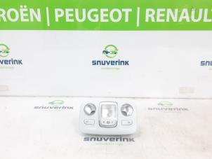 Gebruikte Binnenverlichting achter Peugeot 5008 II (M4/MC/MJ/MR) 1.2 12V e-THP PureTech 130 Prijs € 25,00 Margeregeling aangeboden door Snuverink Autodemontage