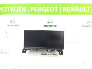Gebruikte Display Interieur Peugeot 5008 II (M4/MC/MJ/MR) 1.2 12V e-THP PureTech 130 Prijs € 290,00 Margeregeling aangeboden door Snuverink Autodemontage
