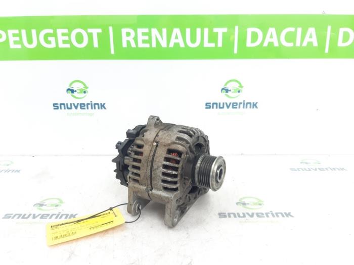 Gebruikte Dynamo Renault Clio III Estate/Grandtour (KR) 1.5 dCi 85 Prijs € 34,98 Margeregeling aangeboden door Snuverink Autodemontage