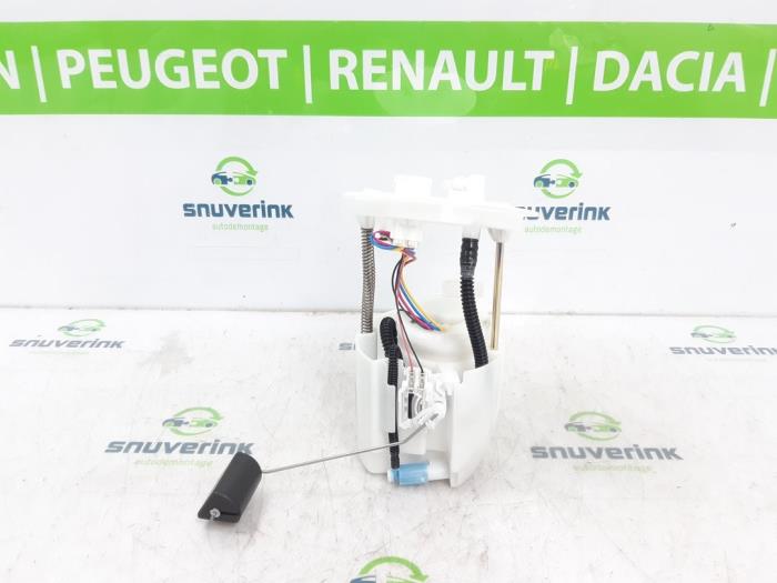 Gebruikte Tank element Pomp Mazda CX-30 (DM) 2.0 e-SkyActiv X 186 M Hybrid 16V Prijs € 179,99 Margeregeling aangeboden door Snuverink Autodemontage