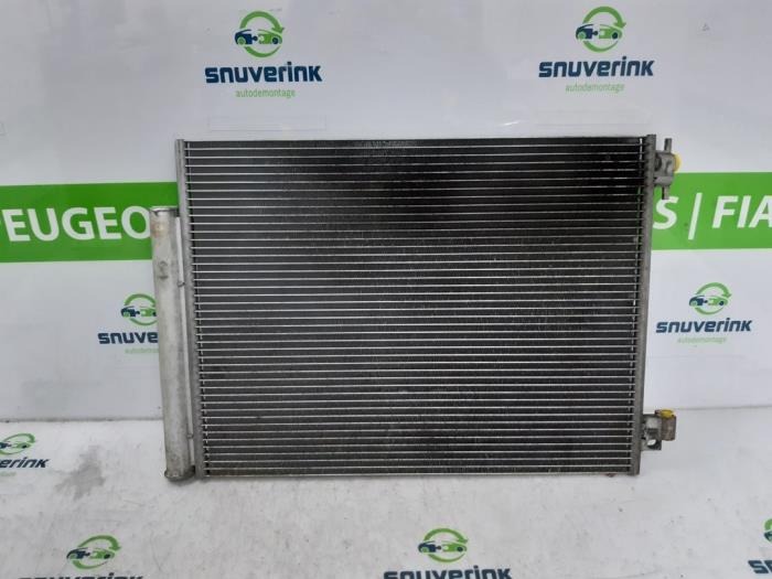 Gebruikte Airco Condensor Renault Clio IV (5R) 0.9 Energy TCE 90 12V Prijs € 25,48 Margeregeling aangeboden door Snuverink Autodemontage