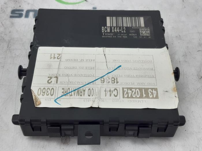 Computer Motormanagement van een Renault Twingo II (CN) 1.2 16V 2007