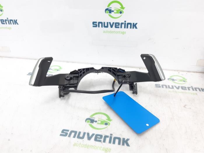 Gebruikte Schakelflipper set Peugeot 2008 (CU) 1.2 Vti 12V PureTech 82 Prijs € 29,73 Margeregeling aangeboden door Snuverink Autodemontage