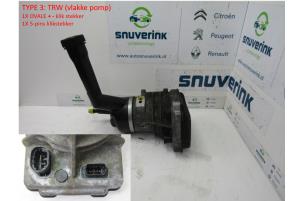 Gebruikte Pomp Servo Peugeot 308 (4A/C) 1.6 VTI 16V Prijs € 67,49 Margeregeling aangeboden door Snuverink Autodemontage