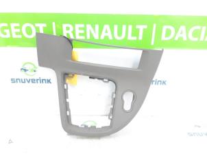 Gebruikte Dashboard deel Renault Kangoo Express (FW) 1.5 dCi 85 Prijs € 30,25 Inclusief btw aangeboden door Snuverink Autodemontage