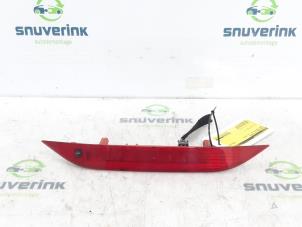 Gebruikte Extra Remlicht midden Smart Forfour (453) 1.0 12V Prijs € 31,49 Margeregeling aangeboden door Snuverink Autodemontage