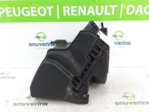 Gebruikte Luchtfilterhuis Smart Forfour (453) 1.0 12V Prijs € 35,00 Margeregeling aangeboden door Snuverink Autodemontage