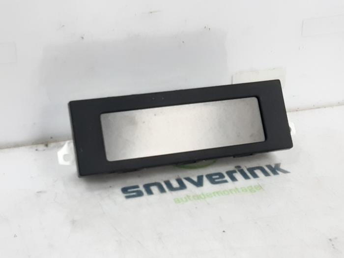 Gebruikte Display Interieur Citroen DS3 (SA) 1.6 e-HDi Prijs € 30,00 Margeregeling aangeboden door Snuverink Autodemontage