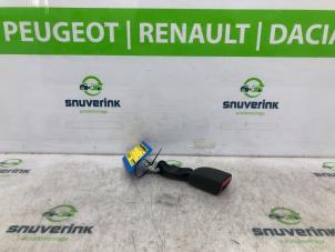 Gebruikte Veiligheidsgordel Insteek links-achter Peugeot 107 1.0 12V Prijs € 25,00 Margeregeling aangeboden door Snuverink Autodemontage
