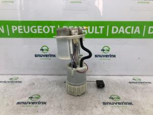 Gebruikte Brandstofpomp Elektrisch Peugeot 107 1.0 12V Prijs € 45,00 Margeregeling aangeboden door Snuverink Autodemontage