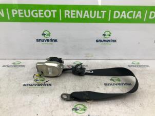 Gebruikte Veiligheidsgordel rechts-voor Peugeot 107 1.0 12V Prijs € 75,00 Margeregeling aangeboden door Snuverink Autodemontage