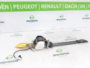 Gebruikte Veiligheidsgordel links-achter Renault Modus/Grand Modus (JP) 1.4 16V Prijs € 50,00 Margeregeling aangeboden door Snuverink Autodemontage