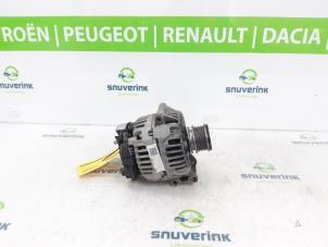 Gebruikte Alternator Renault Megane Classic (LA) 1.6 16V Prijs € 90,00 Margeregeling aangeboden door Snuverink Autodemontage