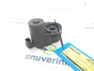 Gebruikte Handrem motor Peugeot 3008 II (M4/MC/MJ/MR) 1.6 16V PureTech 180 Prijs € 43,55 Inclusief btw aangeboden door Snuverink Autodemontage