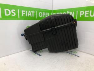 Gebruikte Luchtfilterhuis Citroen C3 (SX/SW) 1.2 Vti 12V PureTech Prijs € 34,98 Margeregeling aangeboden door Snuverink Autodemontage