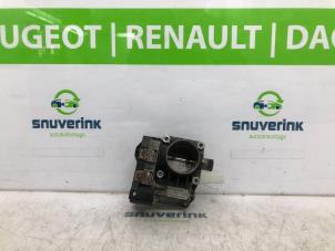 Gebruikte Gasklephuis Fiat Grande Punto (199) 1.4 Prijs € 31,50 Margeregeling aangeboden door Snuverink Autodemontage