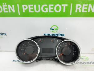 Gebruikte Instrumentenpaneel Peugeot 3008 I (0U/HU) 1.6 16V THP 155 Prijs € 70,00 Margeregeling aangeboden door Snuverink Autodemontage