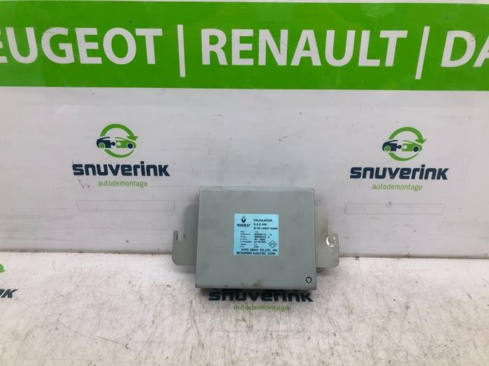 Gebruikte Stuurbekrachtiging Computer Renault Twingo (C06) 1.2 Prijs € 63,00 Margeregeling aangeboden door Snuverink Autodemontage
