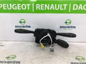 Gebruikte Combischakelaar Stuurkolom Peugeot 308 (4A/C) 1.4 VTI 16V Prijs € 175,00 Margeregeling aangeboden door Snuverink Autodemontage
