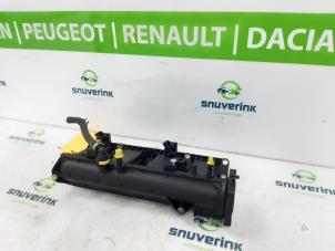 Gebruikte Spruitstuk Inlaat Dacia Duster (HS) 1.2 TCE 16V Prijs € 75,00 Margeregeling aangeboden door Snuverink Autodemontage
