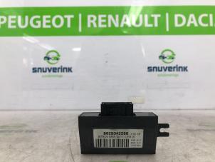 Gebruikte Computer Diversen Citroen C4 Spacetourer (3D/3E) 1.2 12V PureTech 130 Prijs € 34,98 Margeregeling aangeboden door Snuverink Autodemontage