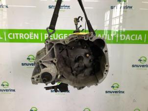 Gebruikte Versnellingsbak Renault Twingo (C06) 1.2 16V Prijs € 99,98 Margeregeling aangeboden door Snuverink Autodemontage