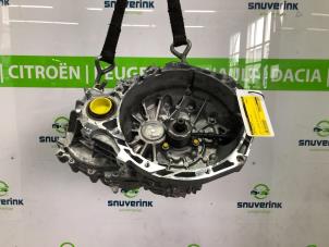 Gebruikte Versnellingsbak Kia Stonic (YB) 1.0i T-GDi 12V Eco-Dynamics+ Prijs € 900,00 Margeregeling aangeboden door Snuverink Autodemontage