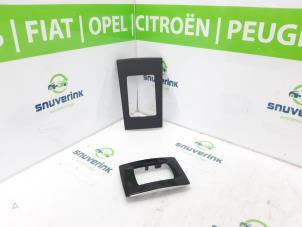 Gebruikte Sierlijst DS Automobiles DS 3/Crossback (UC/UJ/UR) 1.2 12V PureTech 130 Prijs € 24,99 Margeregeling aangeboden door Snuverink Autodemontage