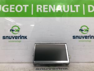 Gebruikte Display Interieur Renault Scénic II (JM) 1.9 dCi 115 Prijs € 60,00 Margeregeling aangeboden door Snuverink Autodemontage
