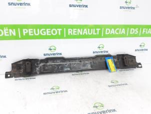 Gebruikte Radiateurbalk Peugeot 3008 II (M4/MC/MJ/MR) 1.6 16V PureTech 180 Prijs € 40,00 Margeregeling aangeboden door Snuverink Autodemontage