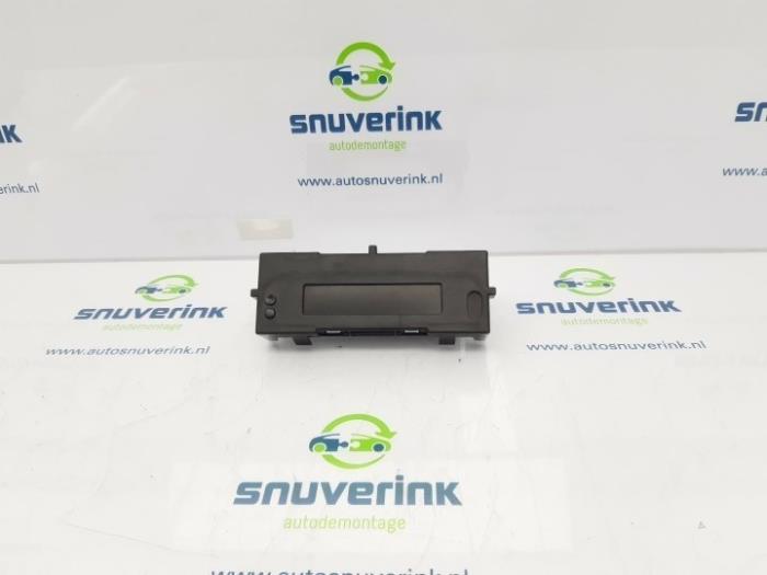 Gebruikte Display Interieur Renault Kangoo/Grand Kangoo (KW) 1.6 16V Prijs € 24,99 Margeregeling aangeboden door Snuverink Autodemontage