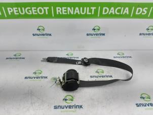 Gebruikte Veiligheidsgordel links-voor Renault Scénic II (JM) 1.6 16V Prijs € 30,00 Margeregeling aangeboden door Snuverink Autodemontage