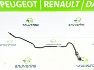 Gebruikte Koppelingsleiding Renault Megane III Grandtour (KZ) 1.4 16V TCe 130 Prijs € 40,00 Margeregeling aangeboden door Snuverink Autodemontage