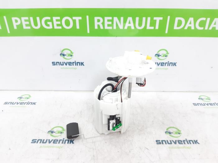 Gebruikte Tank element Pomp Kia Stonic (YB) 1.0i T-GDi 12V Eco-Dynamics+ Prijs € 80,99 Margeregeling aangeboden door Snuverink Autodemontage