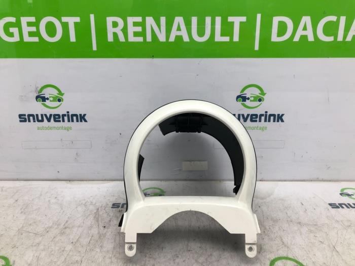 Gebruikte Dashboard deel Peugeot 107 1.0 12V Prijs € 24,99 Margeregeling aangeboden door Snuverink Autodemontage