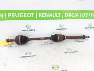 Gebruikte Aandrijfas rechts-voor Renault Megane III Berline (BZ) 1.4 16V TCe 130 Prijs € 58,50 Margeregeling aangeboden door Snuverink Autodemontage