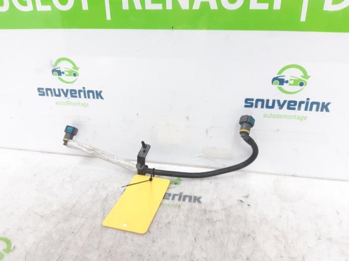 Gebruikte Leiding (diversen) Renault Twingo II (CN) 1.5 dCi 75 FAP Prijs € 25,49 Margeregeling aangeboden door Snuverink Autodemontage