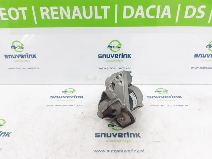 Gebruikte Startmotor Renault Clio IV (5R) 0.9 Energy TCE 90 12V Prijs € 30,00 Margeregeling aangeboden door Snuverink Autodemontage