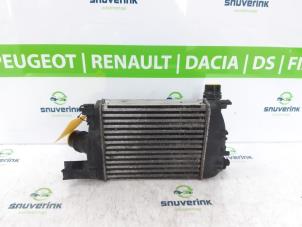 Gebruikte Intercooler Renault Clio IV (5R) 0.9 Energy TCE 90 12V Prijs € 34,98 Margeregeling aangeboden door Snuverink Autodemontage