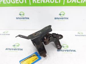 Gebruikte Motorsteun Peugeot 108 1.0 12V Prijs € 31,49 Margeregeling aangeboden door Snuverink Autodemontage