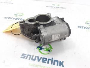 Gebruikte EGR Klep Renault Master III (FV) 2.3 dCi 145 16V FWD Prijs € 48,99 Inclusief btw aangeboden door Snuverink Autodemontage