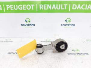 Gebruikte Motorsteun Renault Laguna III Estate (KT) 1.5 dCi 110 FAP Prijs € 30,00 Margeregeling aangeboden door Snuverink Autodemontage