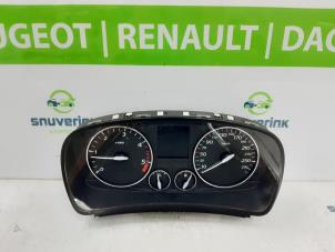Gebruikte Cockpit Renault Laguna III Estate (KT) 1.5 dCi 110 FAP Prijs op aanvraag aangeboden door Snuverink Autodemontage